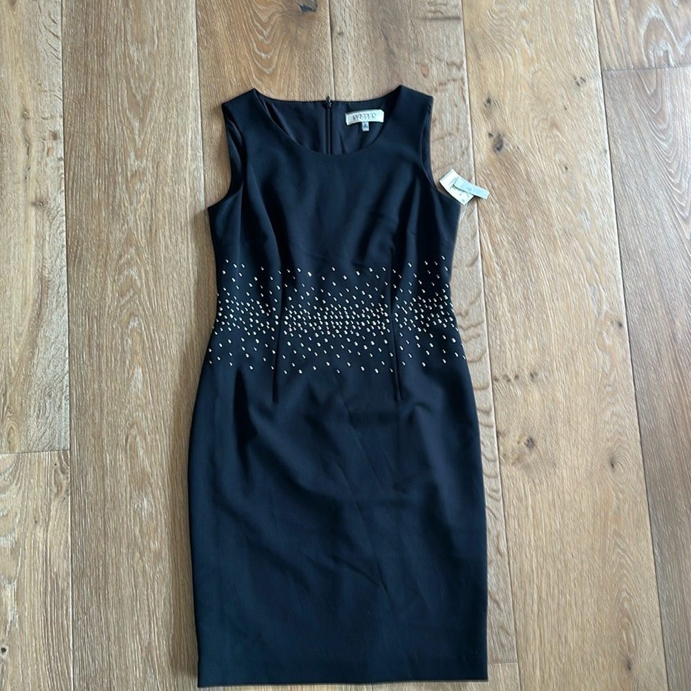 Kasper dress with silver jewels, size 8, polyester